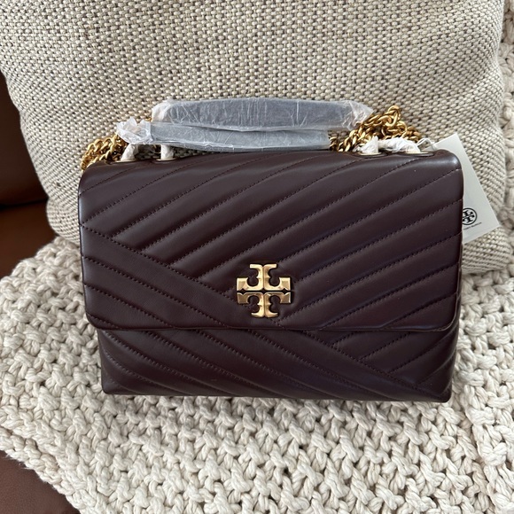 Tory Burch Kira Chevron Shoulder Bag - Tempranillo- New with Tags - Picture 2 of 7